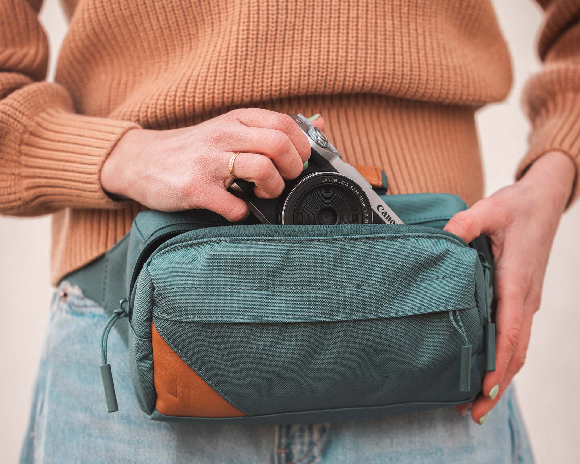 Holdland Belt Bag (1.95L)